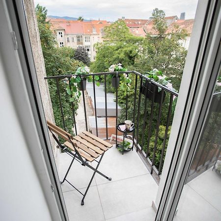 Bright And Modern Apartments In City Center Zagreb Ngoại thất bức ảnh