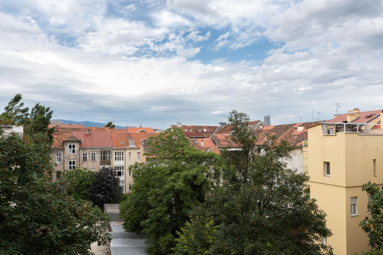 Bright And Modern Apartments In City Center Zagreb Ngoại thất bức ảnh