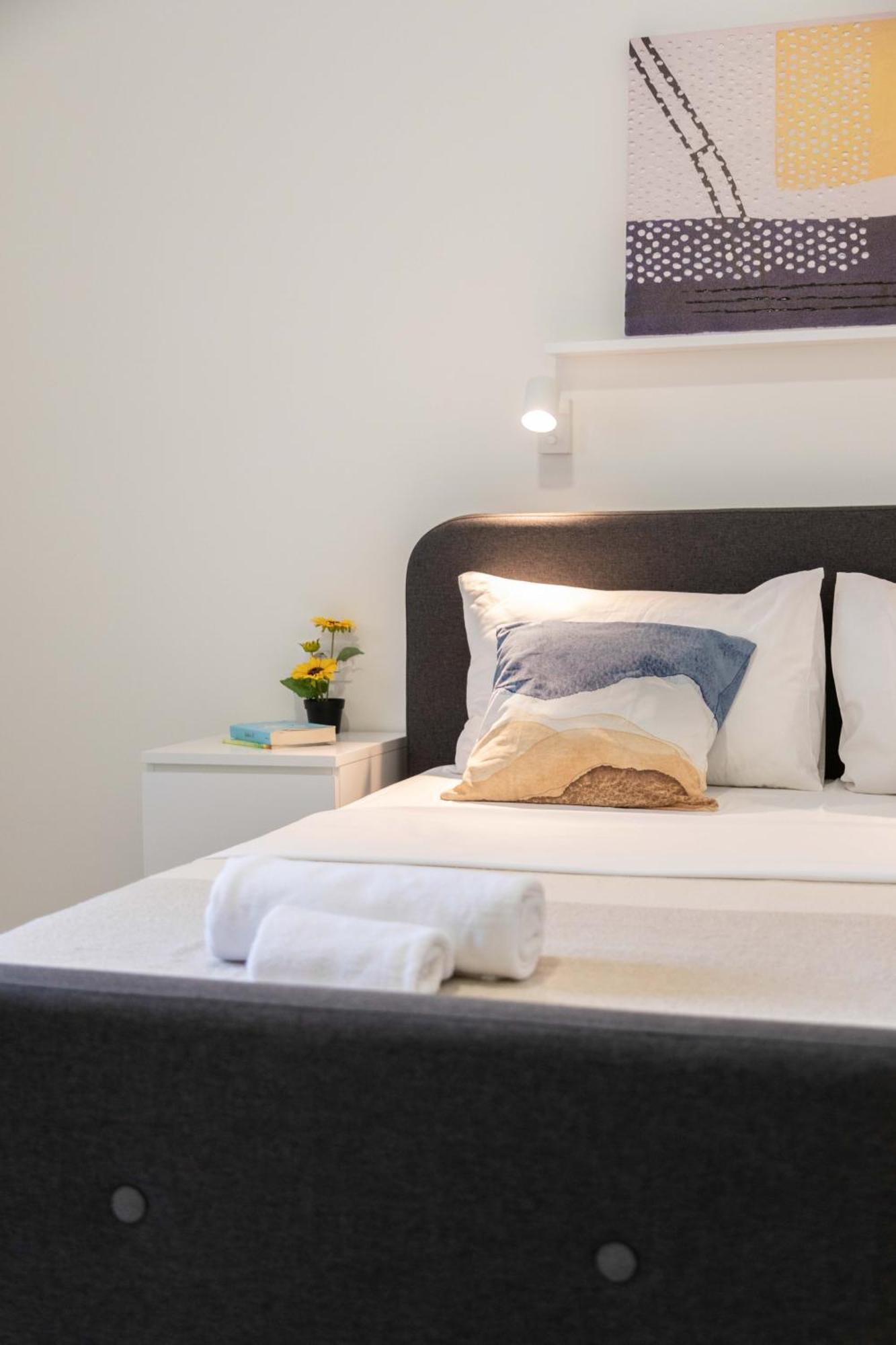 Bright And Modern Apartments In City Center Zagreb Ngoại thất bức ảnh